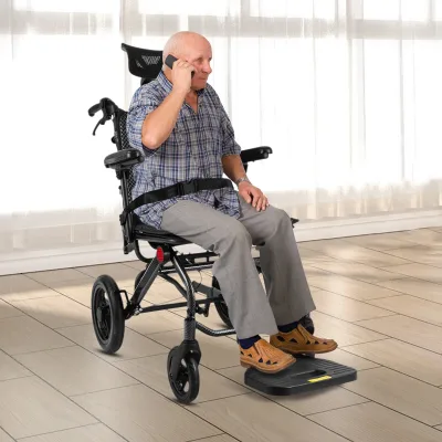 Fauteuil roulant pliable inclinable noir – image 2